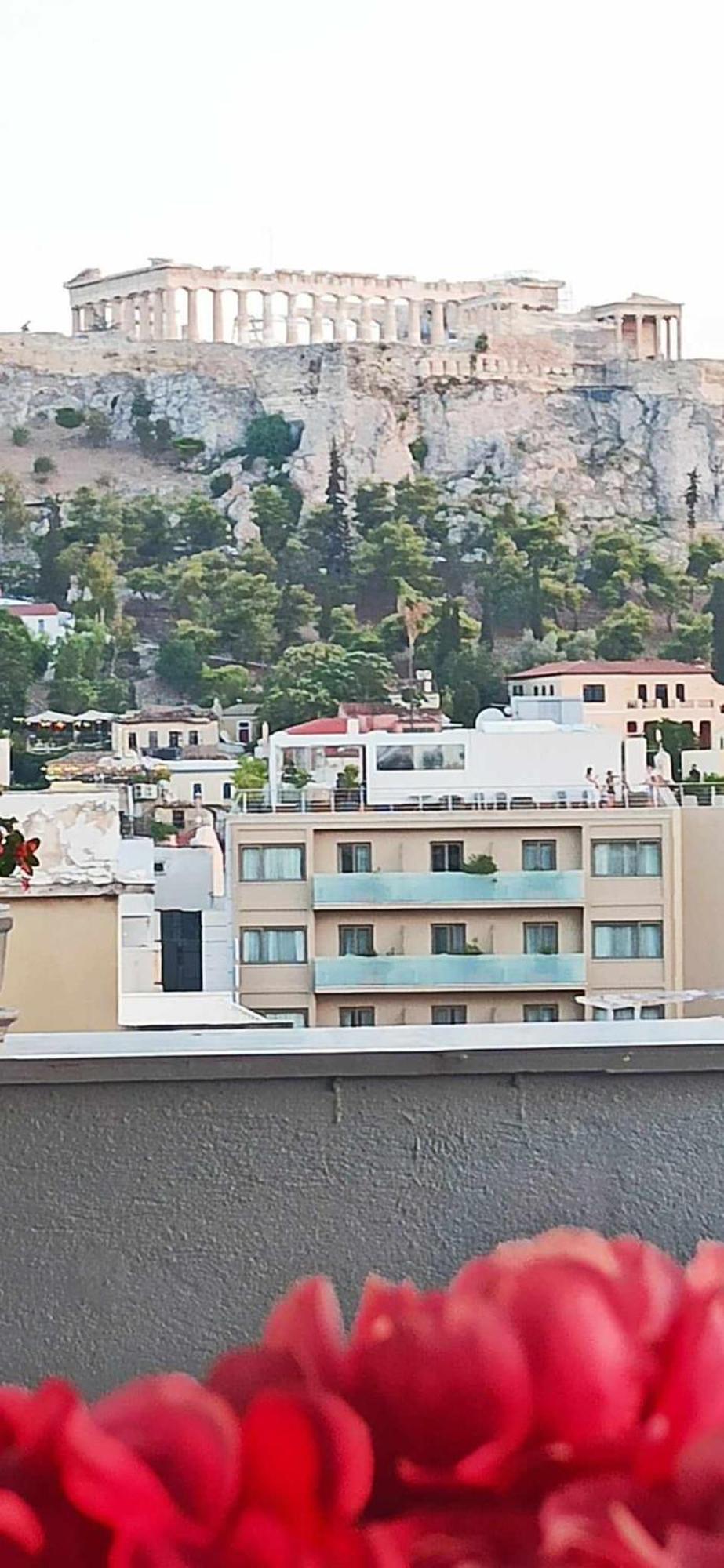 Sandra"S Stay Penthouses With Acropolis View Атина Екстериор снимка